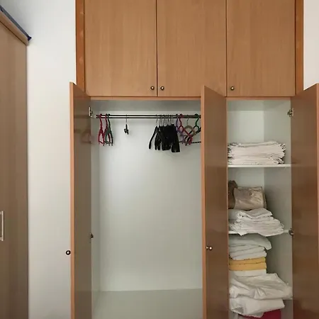 1 Bed Flat - * Pégeia