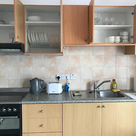 1 Bed Flat - Pégeia