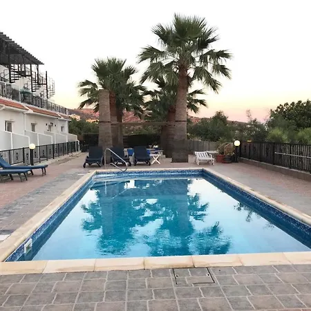1 Bed Flat - Apartment
