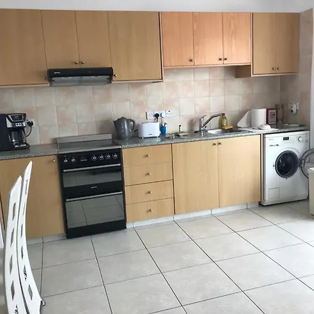 Lägenhet 1 Bed Flat -